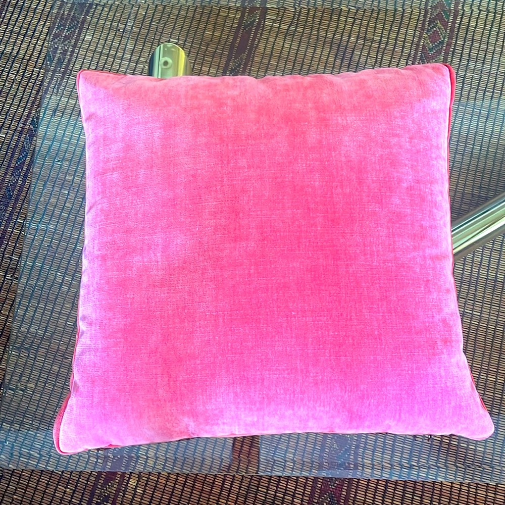 Pink velvet pillow with tomato red border piping. 22x22”. Like new.